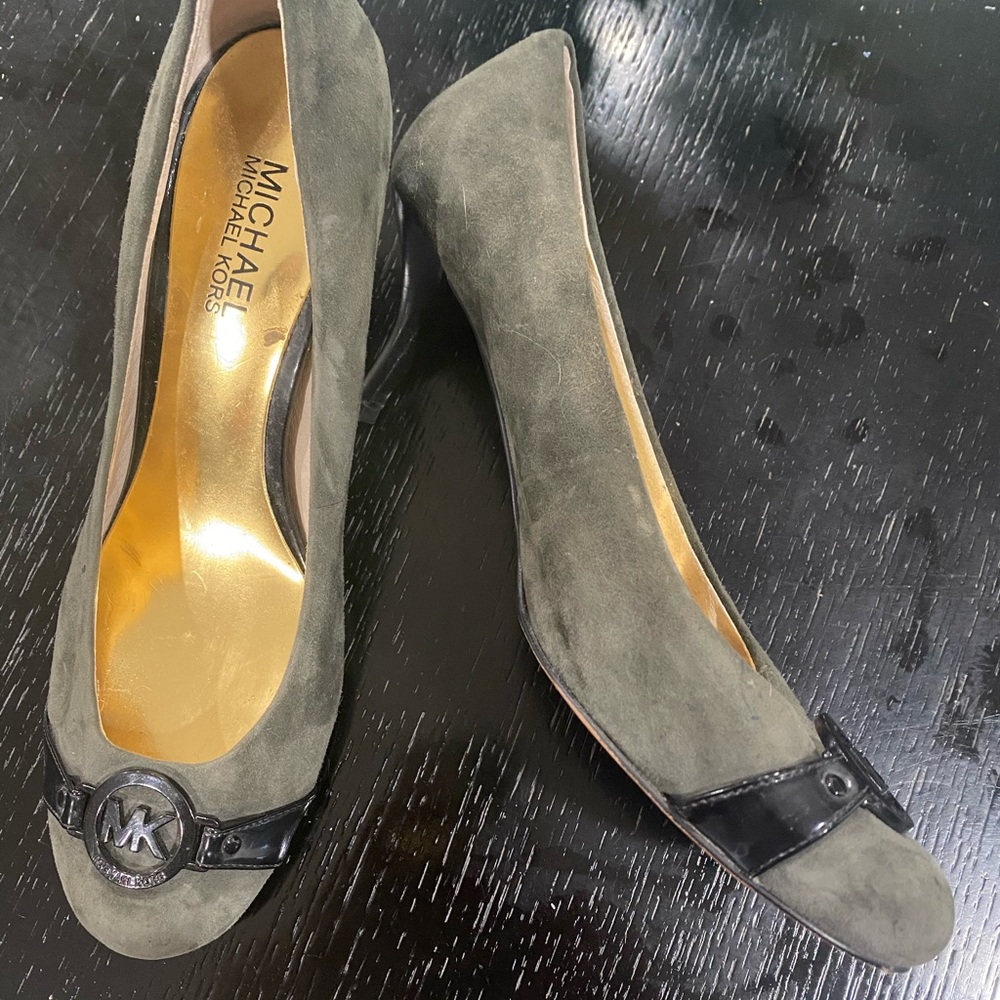 Michael Kors suede pumps 8.5